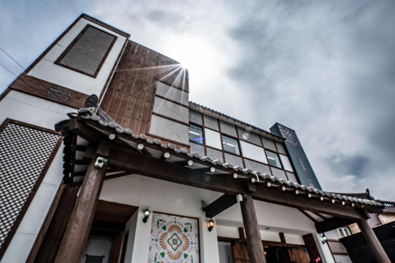 Hotelarrive Jeonju Sihwayeonpung Exterior photo